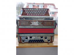 21-Strasser Harmonika